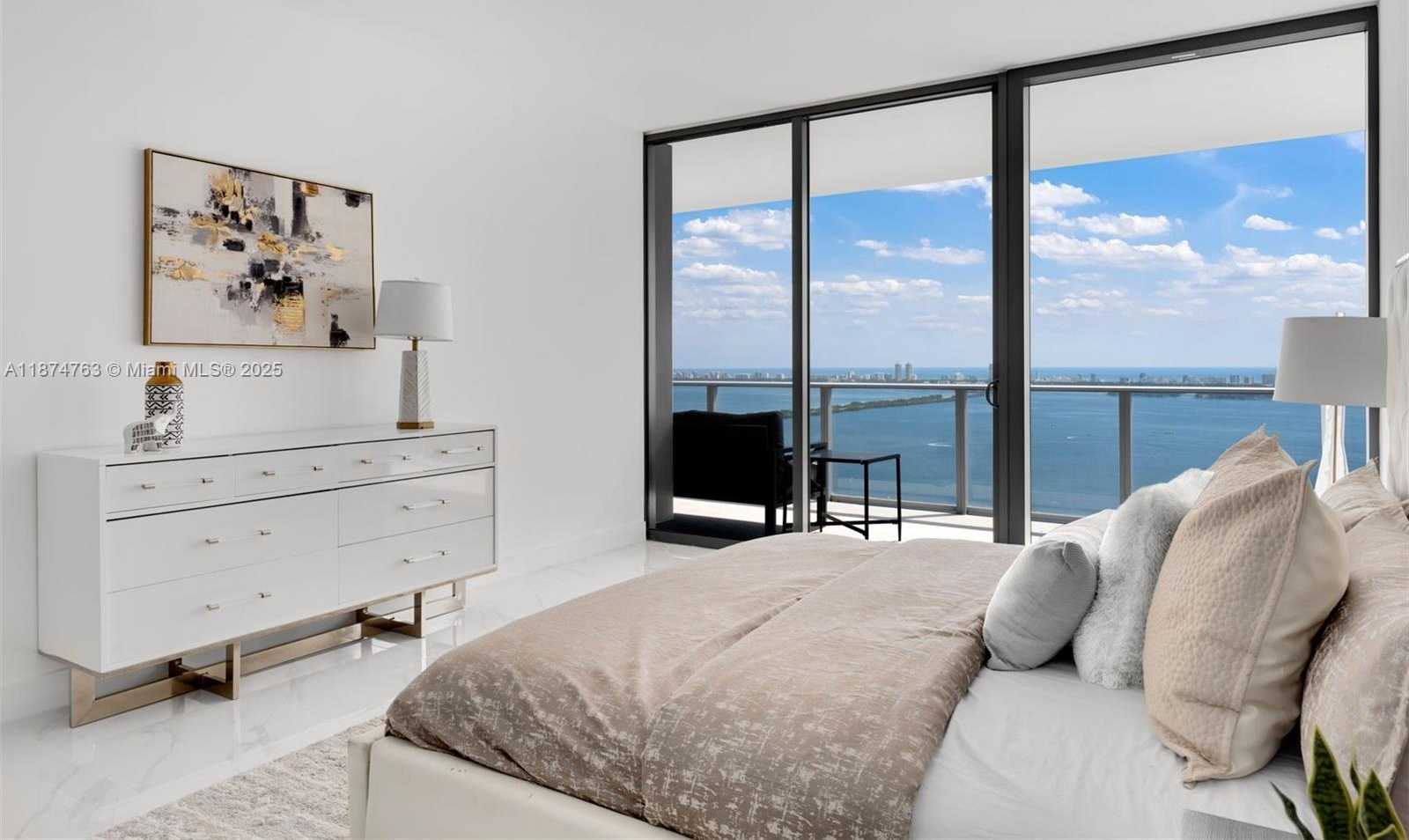 Small Image of 700 NORTH EAST 24TH ST #4702, Miami Number 17