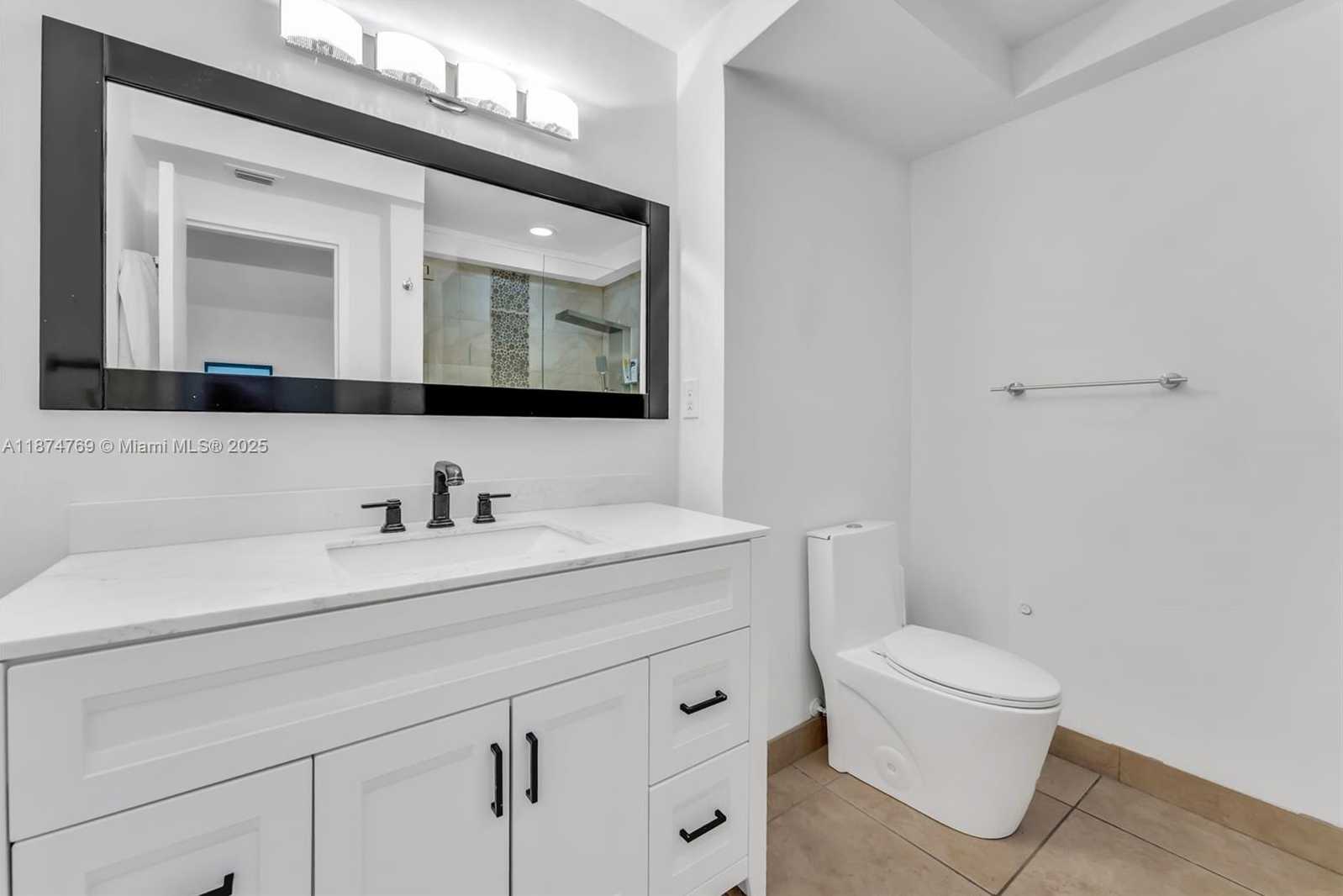Small Image of 800 WEST AVE #244, Miami Beach Number 10