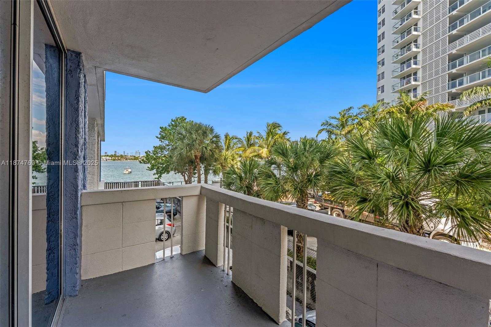 Small Image of 800 WEST AVE #244, Miami Beach Number 12