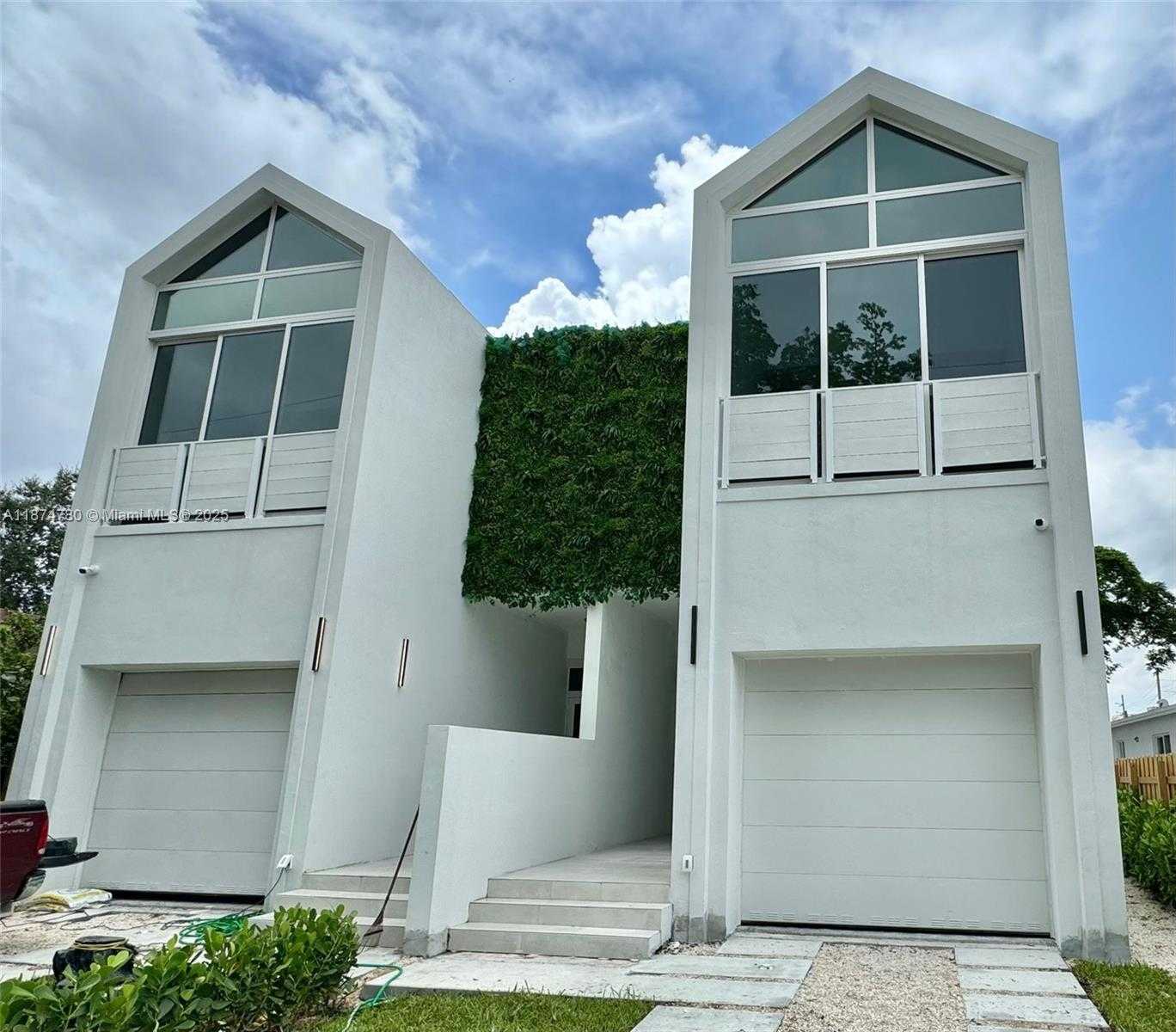 Small Image of 5728 NORTH WEST 5TH COURT #TH-1, Miami Number 2