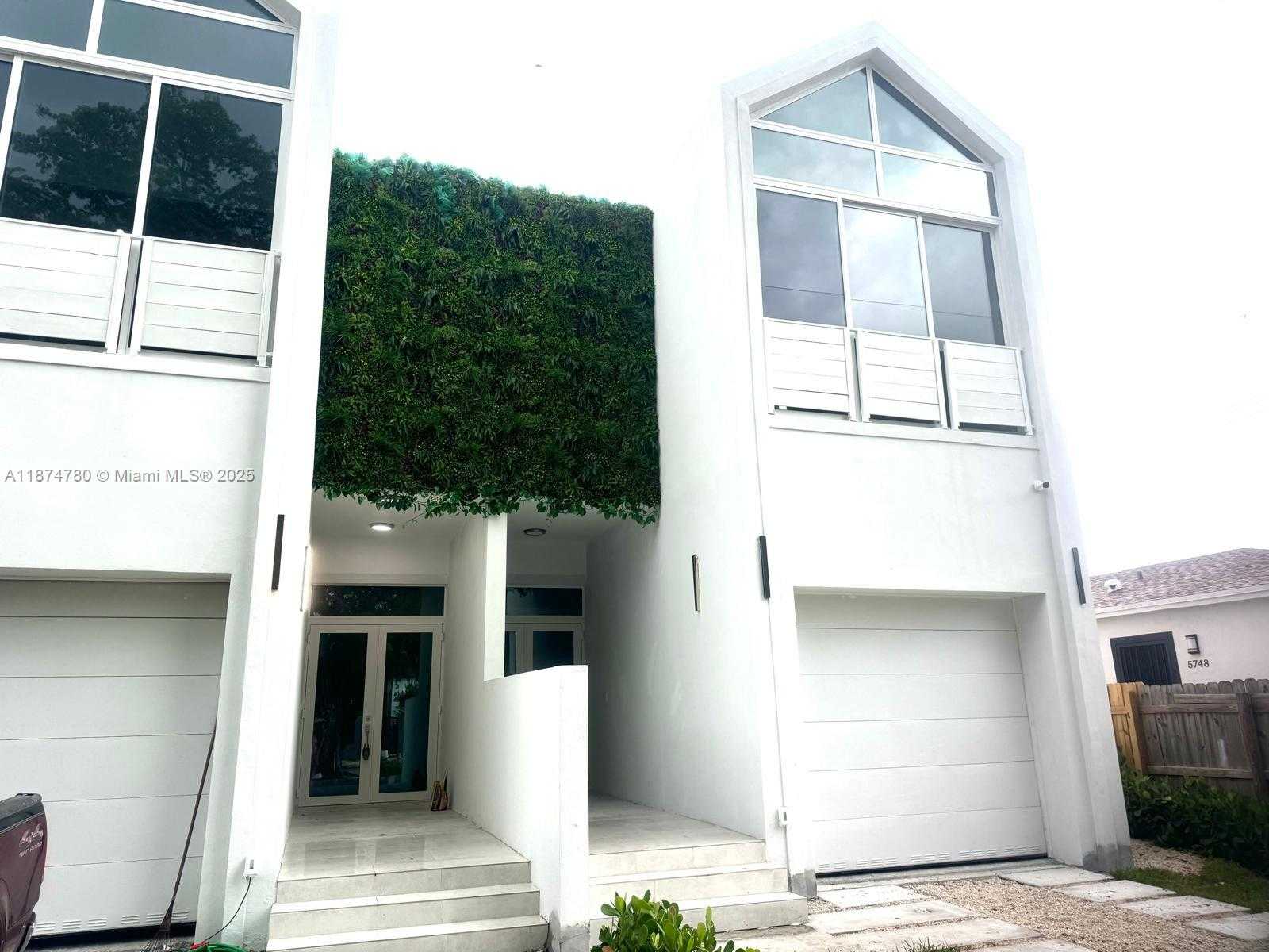 Small Image of 5728 NORTH WEST 5TH COURT #TH-1, Miami Number 33