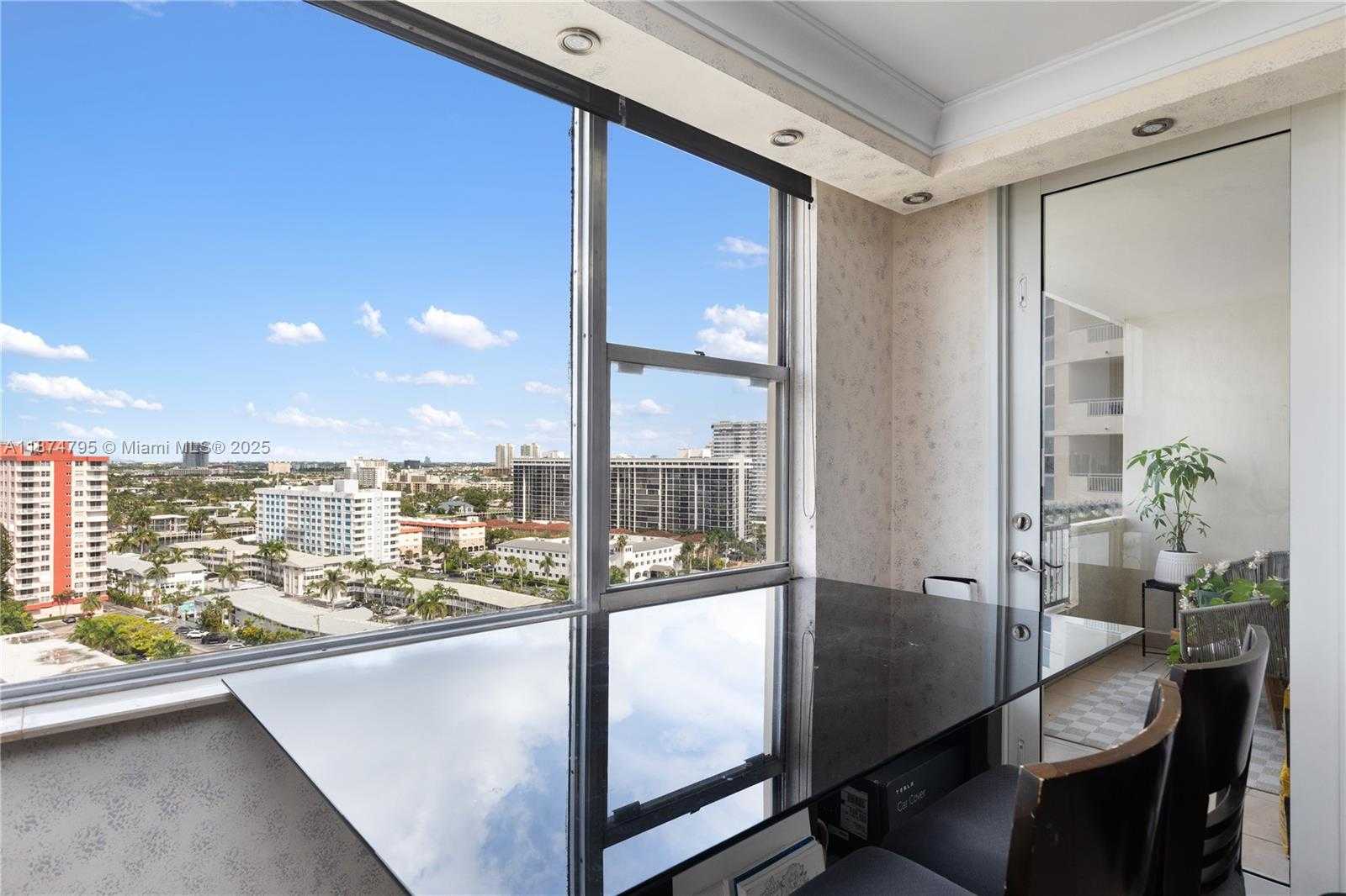 Small Image of 3180 SOUTH OCEAN DR #1517, Hallandale Beach Number 13