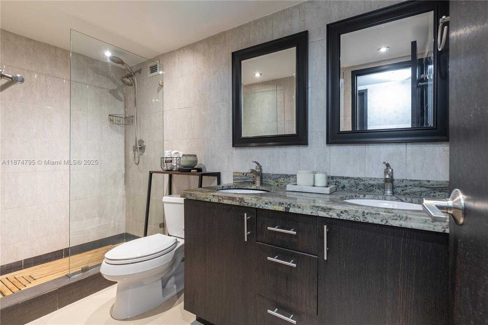 Small Image of 3180 SOUTH OCEAN DR #1517, Hallandale Beach Number 23