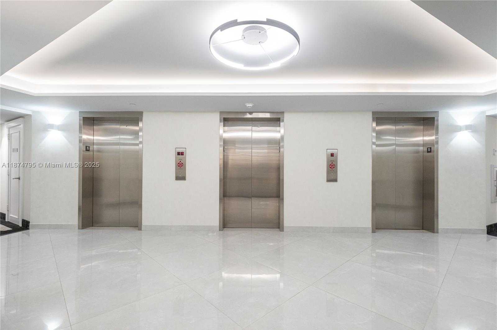 Small Image of 3180 SOUTH OCEAN DR #1517, Hallandale Beach Number 27