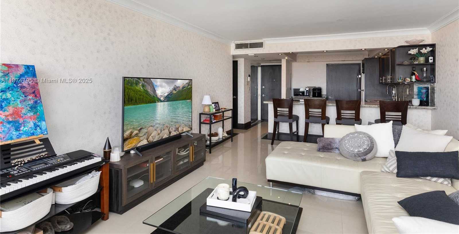Small Image of 3180 SOUTH OCEAN DR #1517, Hallandale Beach Number 8