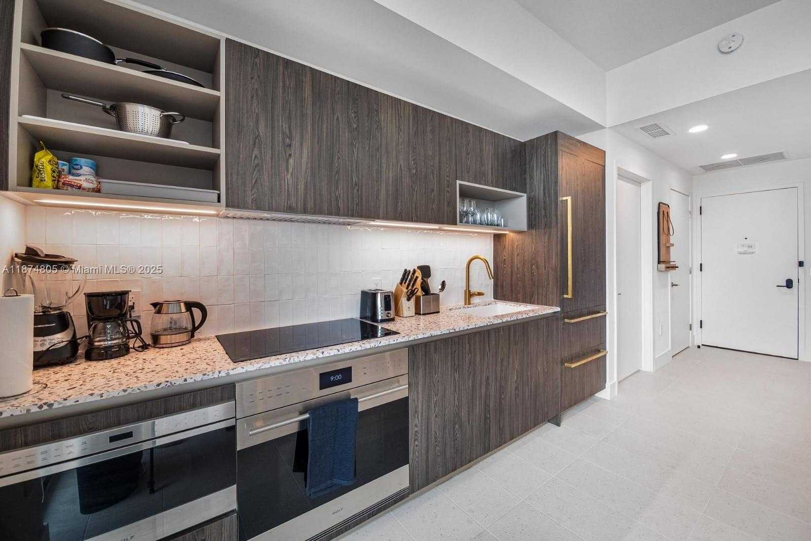 Small Image of 159 NORTH EAST 6TH ST #5101, Miami Number 13