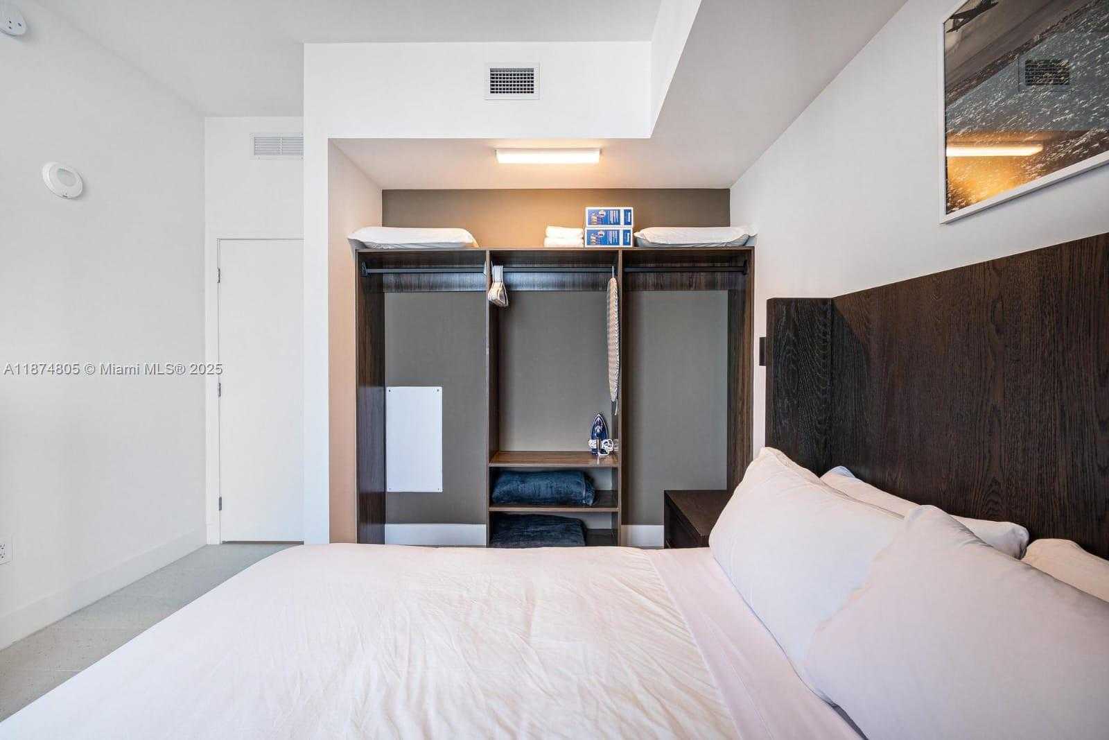 Small Image of 159 NORTH EAST 6TH ST #5101, Miami Number 38