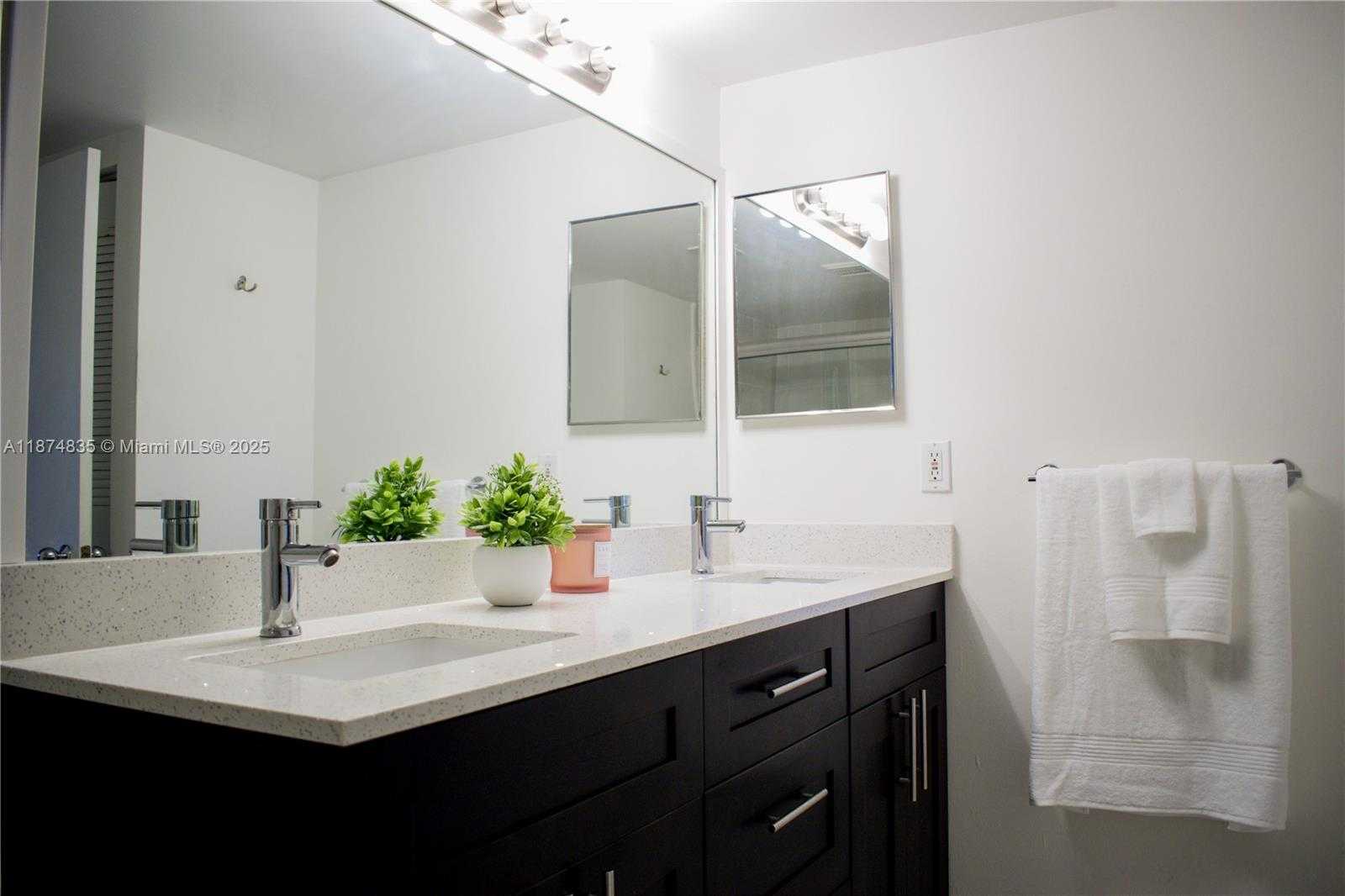 Small Image of 3300 NORTH EAST 192ND ST #611, Aventura Number 13
