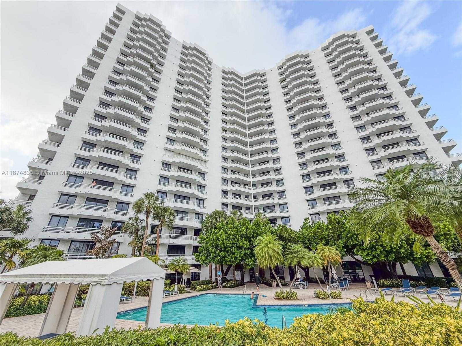 Small Image of 3300 NORTH EAST 192ND ST #611, Aventura Number 18