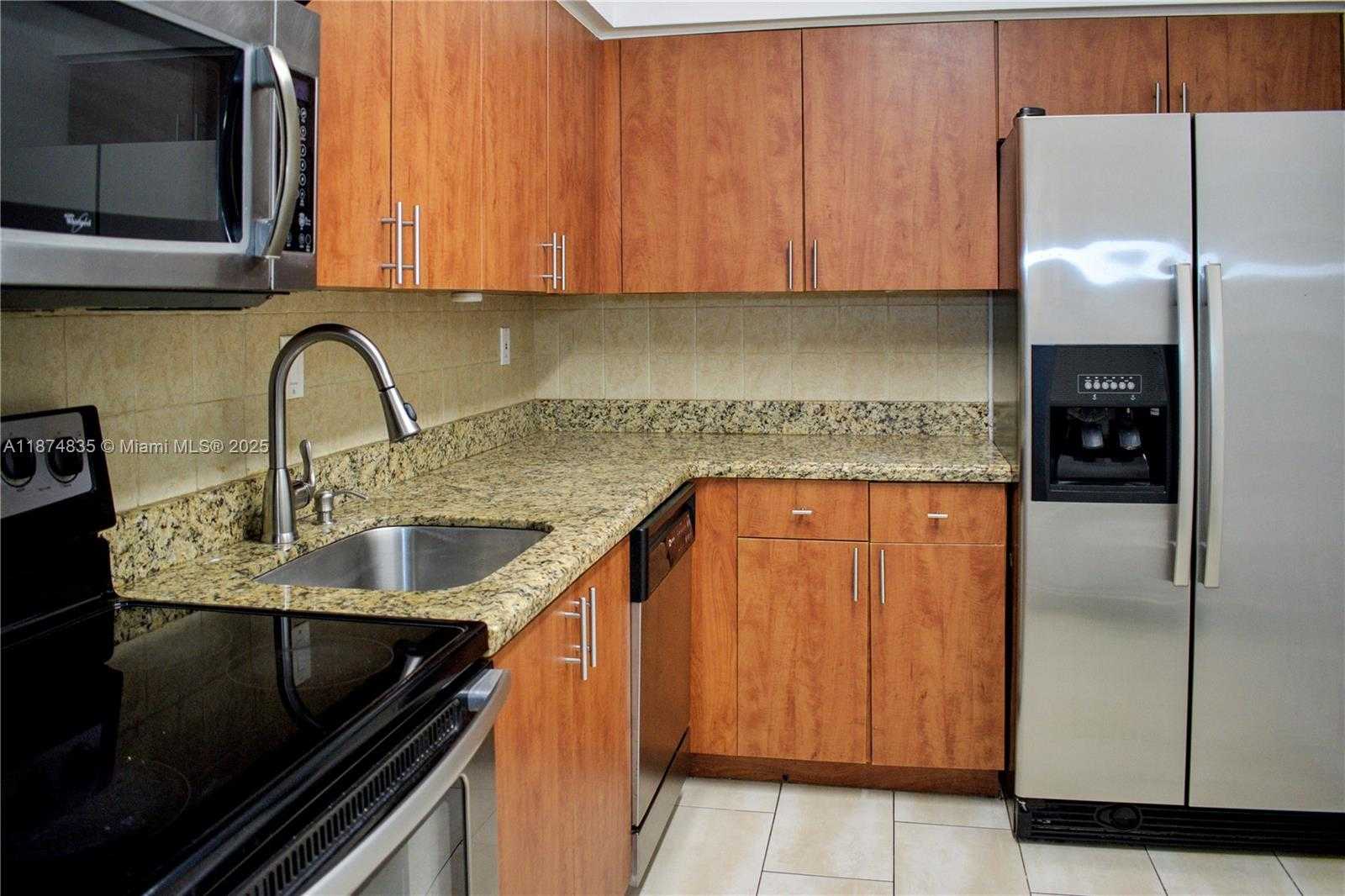 Small Image of 3300 NORTH EAST 192ND ST #611, Aventura Number 4