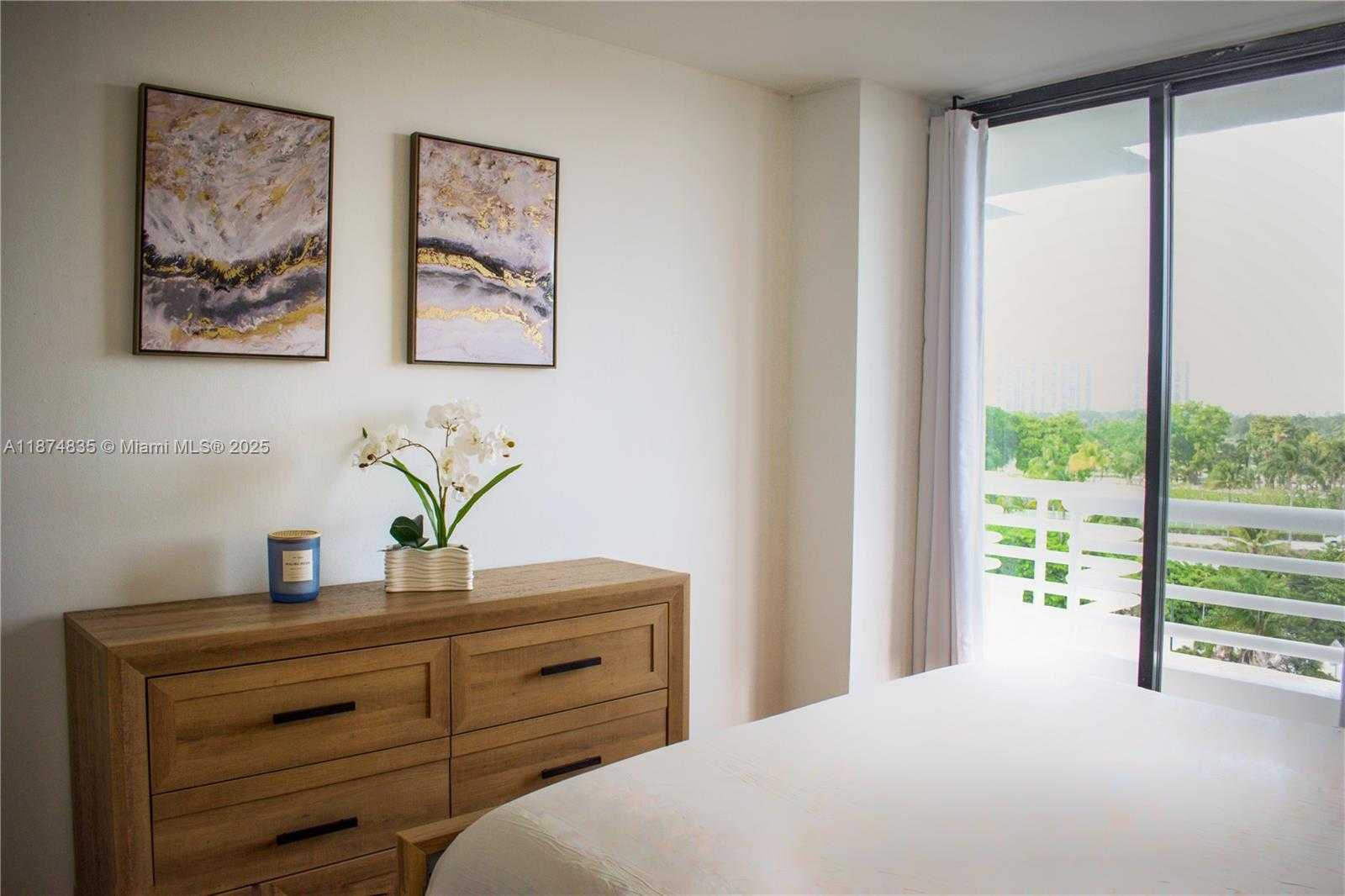 Small Image of 3300 NORTH EAST 192ND ST #611, Aventura Number 9