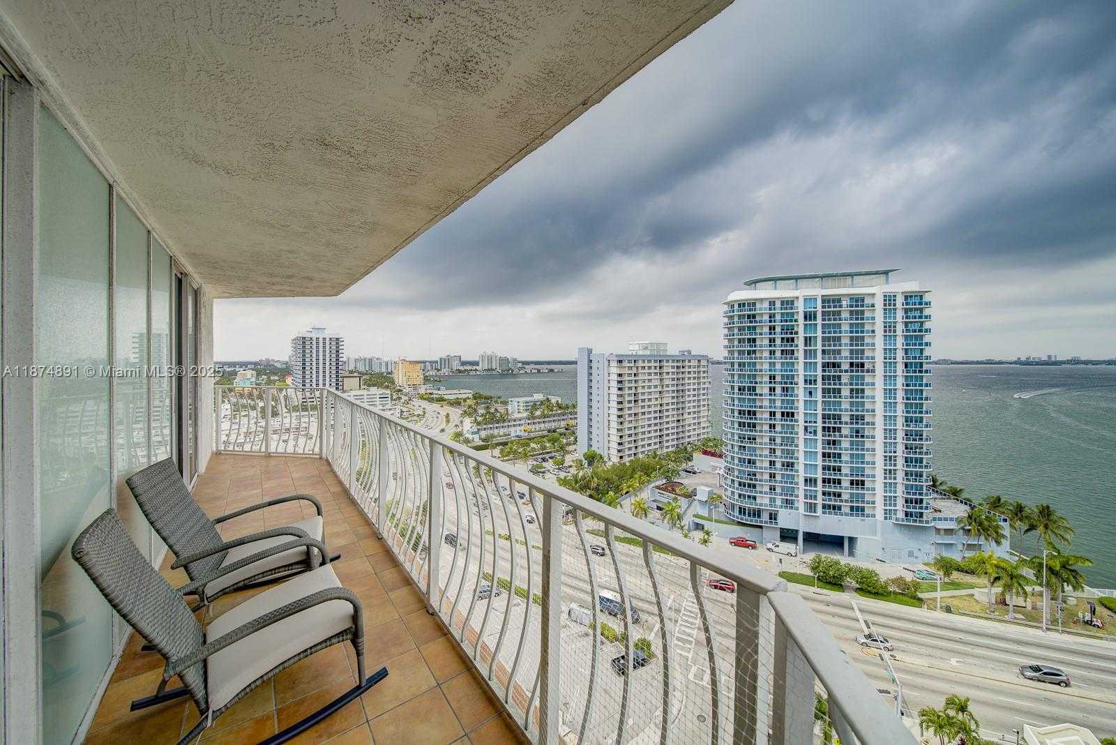Small Image of 7601 EAST TREASURE DR #1811, North Bay Village Number 17