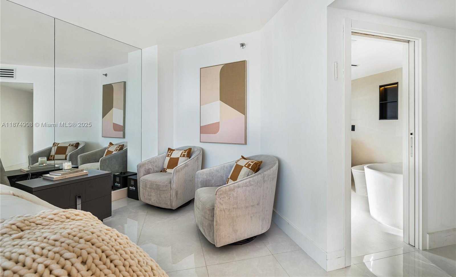 Small Image of 16485 COLLINS AVE #2438, Sunny Isles Beach Number 16