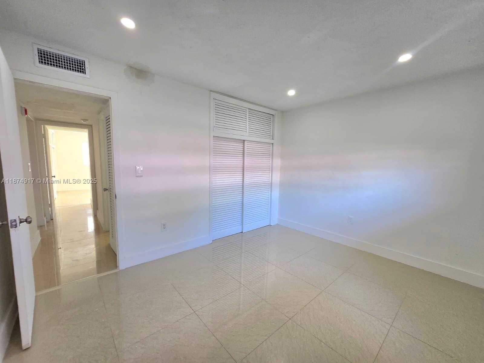 Small Image of 7520 SOUTH WEST 82ND ST #G118, Miami Number 10