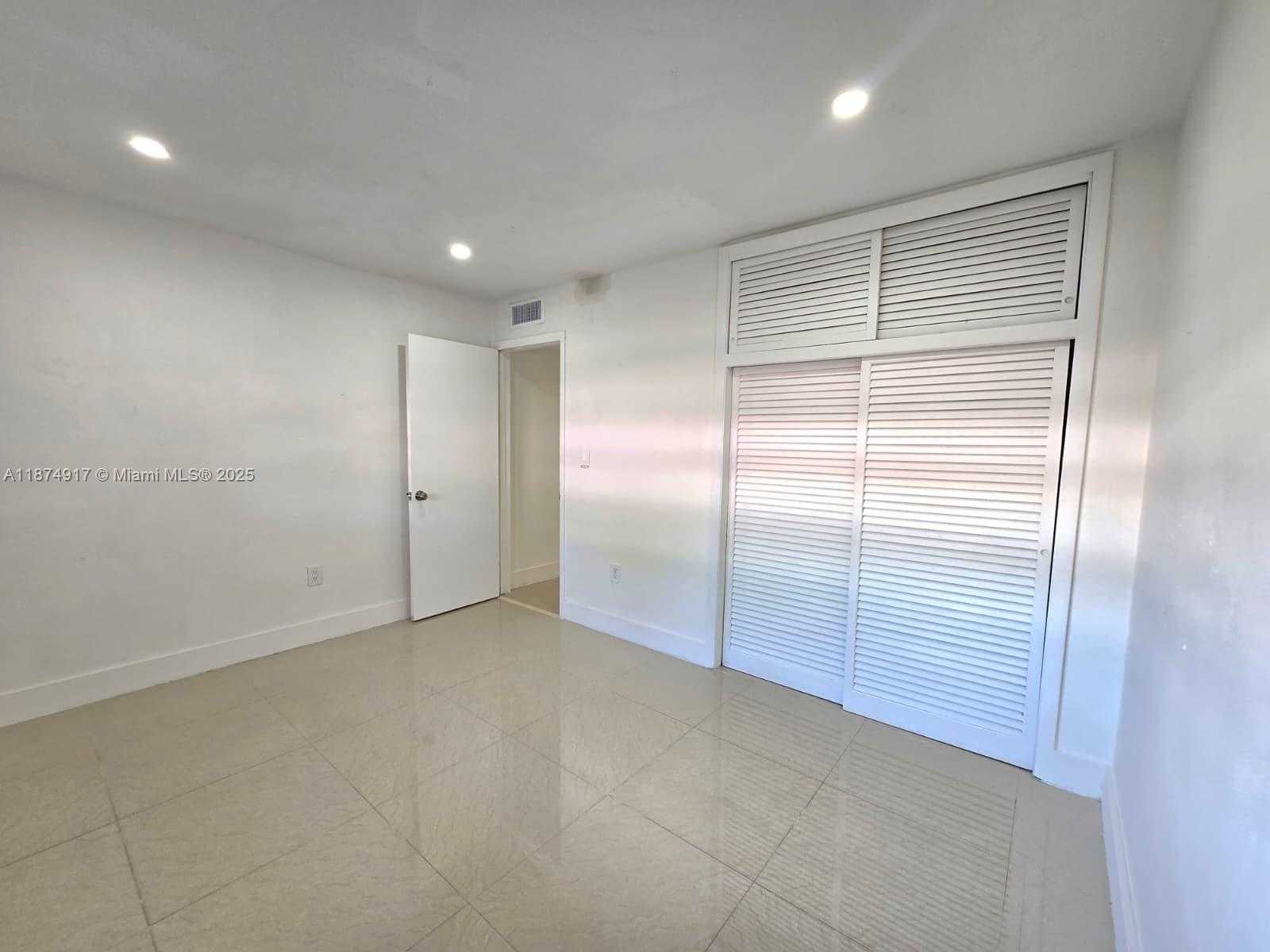 Small Image of 7520 SOUTH WEST 82ND ST #G118, Miami Number 17