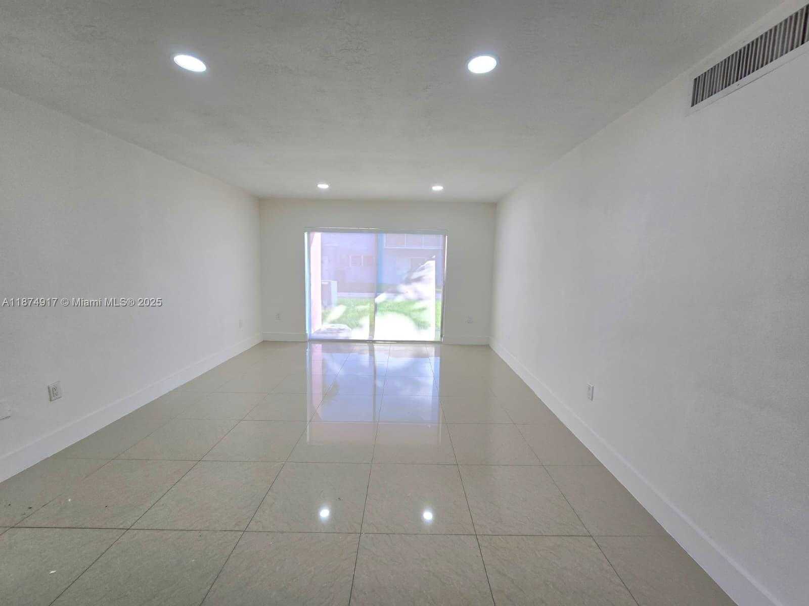 Small Image of 7520 SOUTH WEST 82ND ST #G118, Miami Number 4