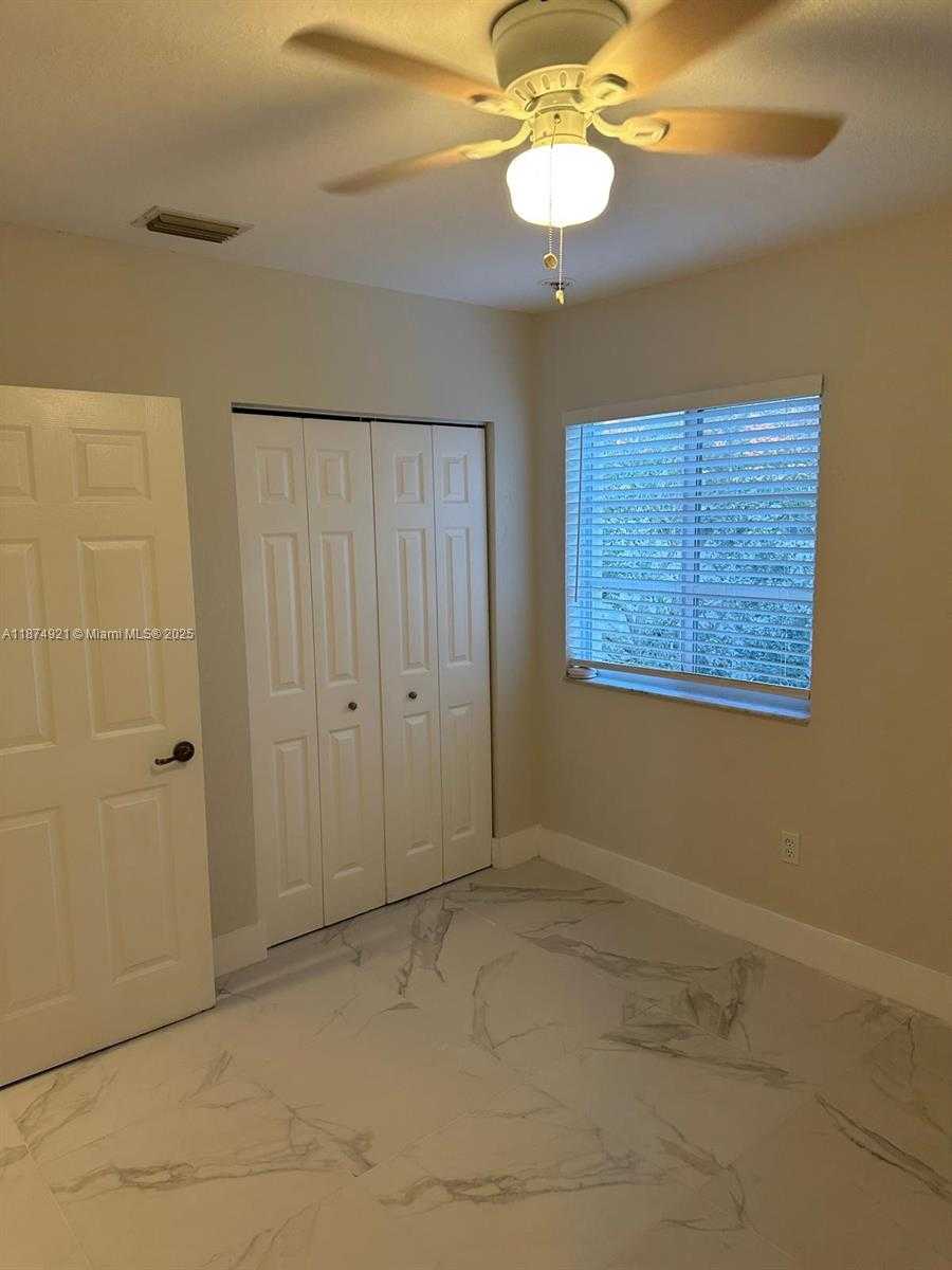 Small Image of 12421 SOUTH WEST 50TH CT #337, Miramar Number 15