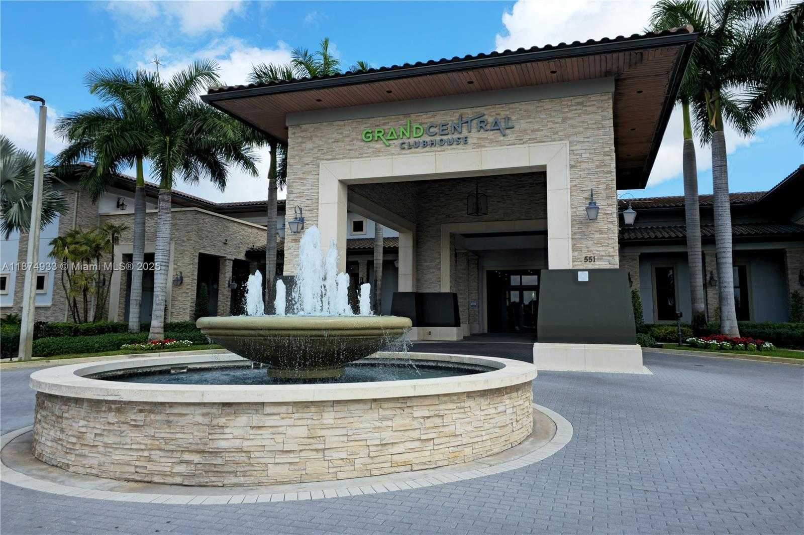 Small Image of 9871 NORTH WEST 88TH TER, Doral Number 30