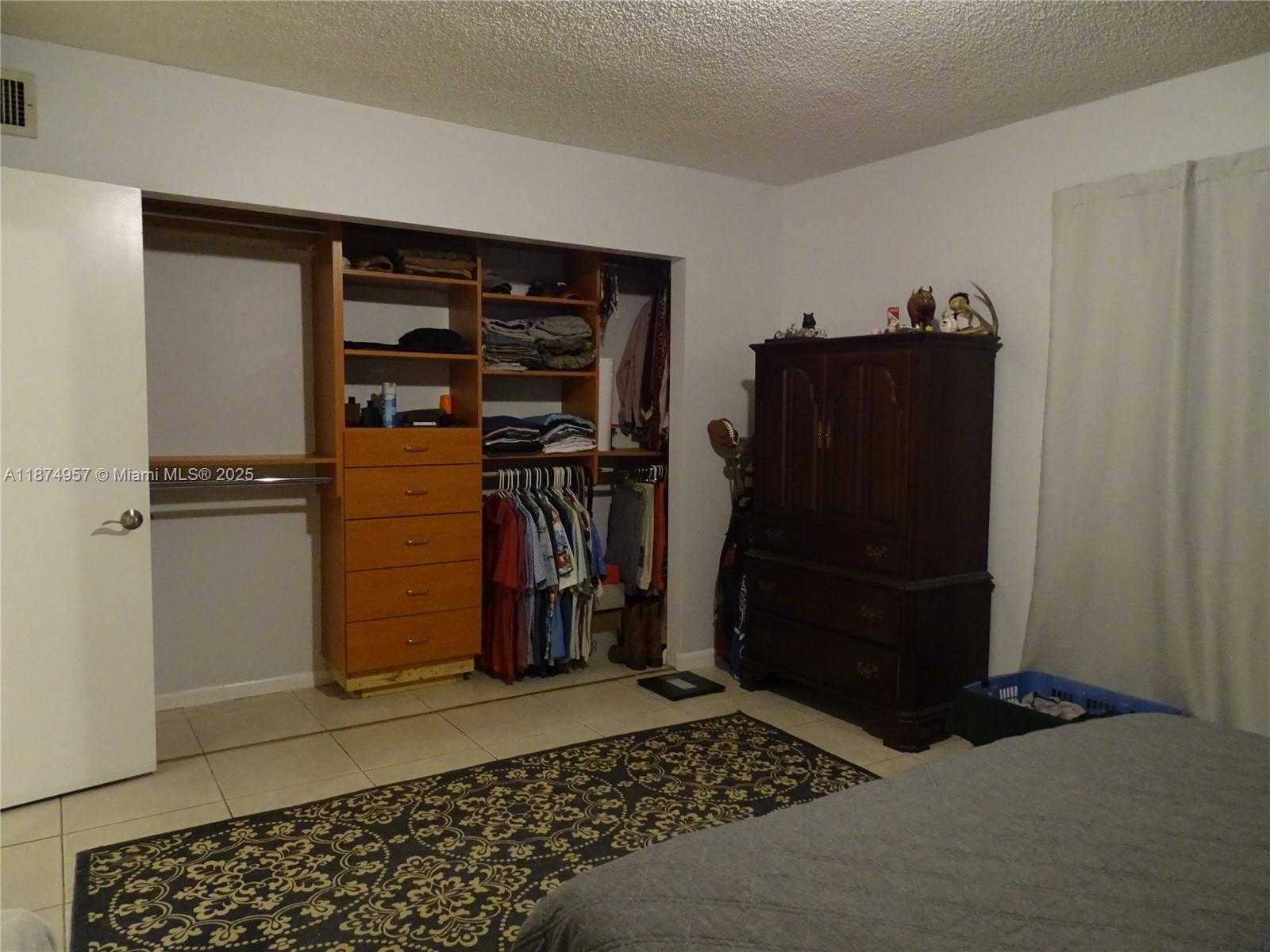 Small Image of 13730 SOUTH WEST 90TH AVE #16-8, Miami Number 19