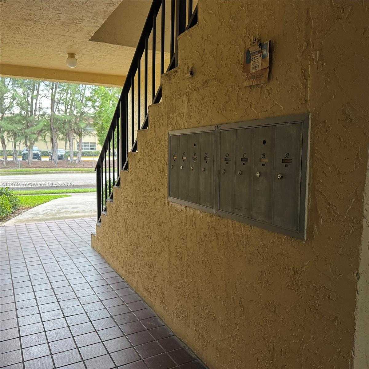 Small Image of 13730 SOUTH WEST 90TH AVE #16-8, Miami Number 24