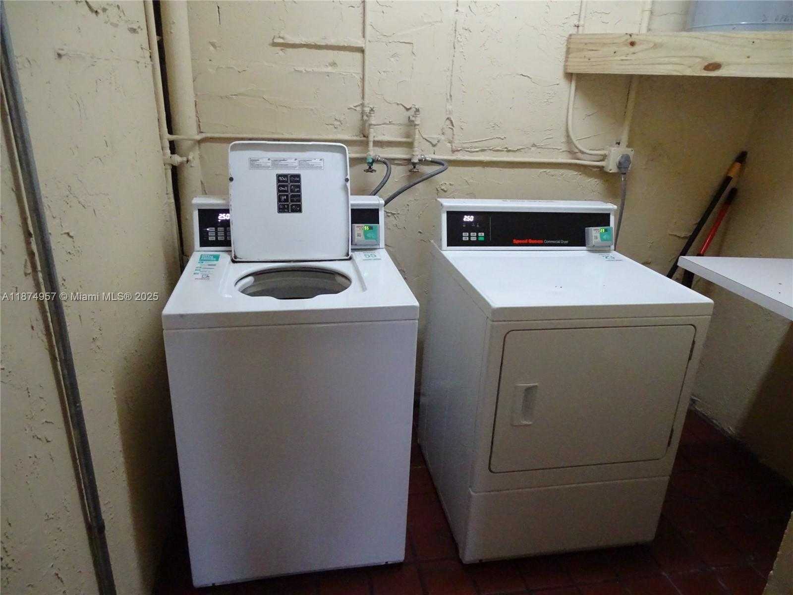 Small Image of 13730 SOUTH WEST 90TH AVE #16-8, Miami Number 26