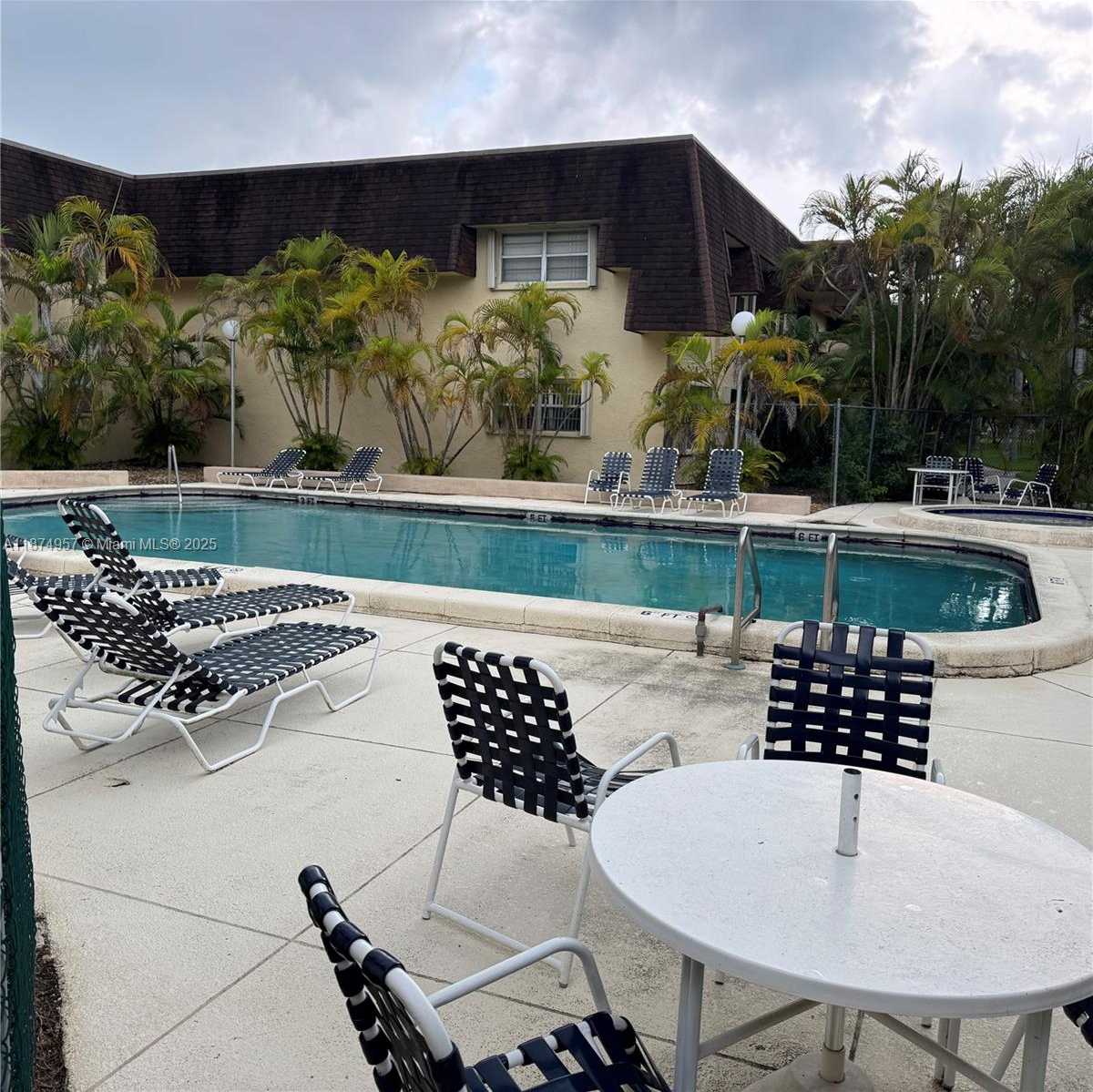Small Image of 13730 SOUTH WEST 90TH AVE #16-8, Miami Number 31