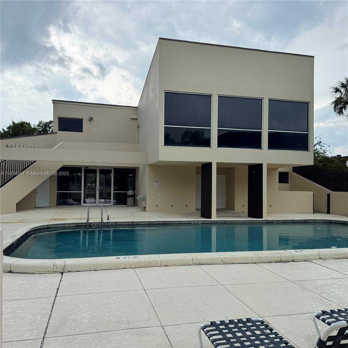 Small Image of 13730 SOUTH WEST 90TH AVE #16-8, Miami Number 37
