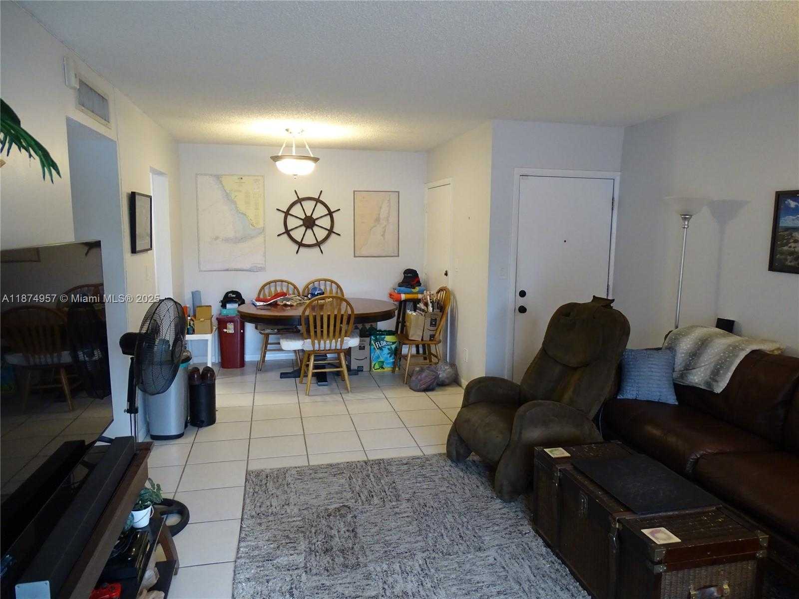 Small Image of 13730 SOUTH WEST 90TH AVE #16-8, Miami Number 4