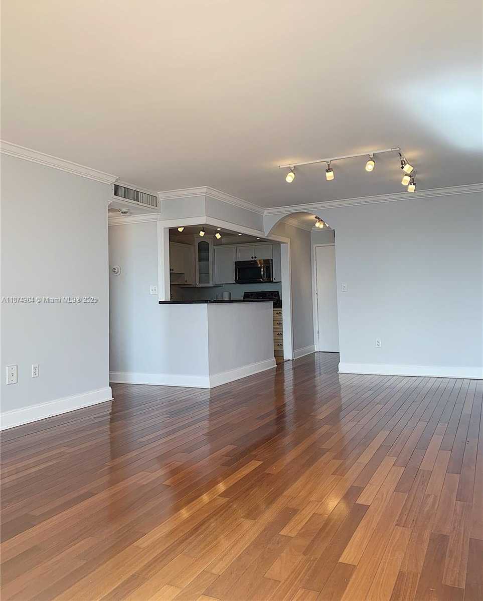 Small Image of 150 SOUTH EAST 25TH RD #9K, Miami Number 3