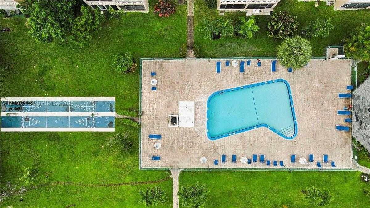 Small Image of 319 NORTH EAST 14TH AVE #201, Hallandale Beach Number 27