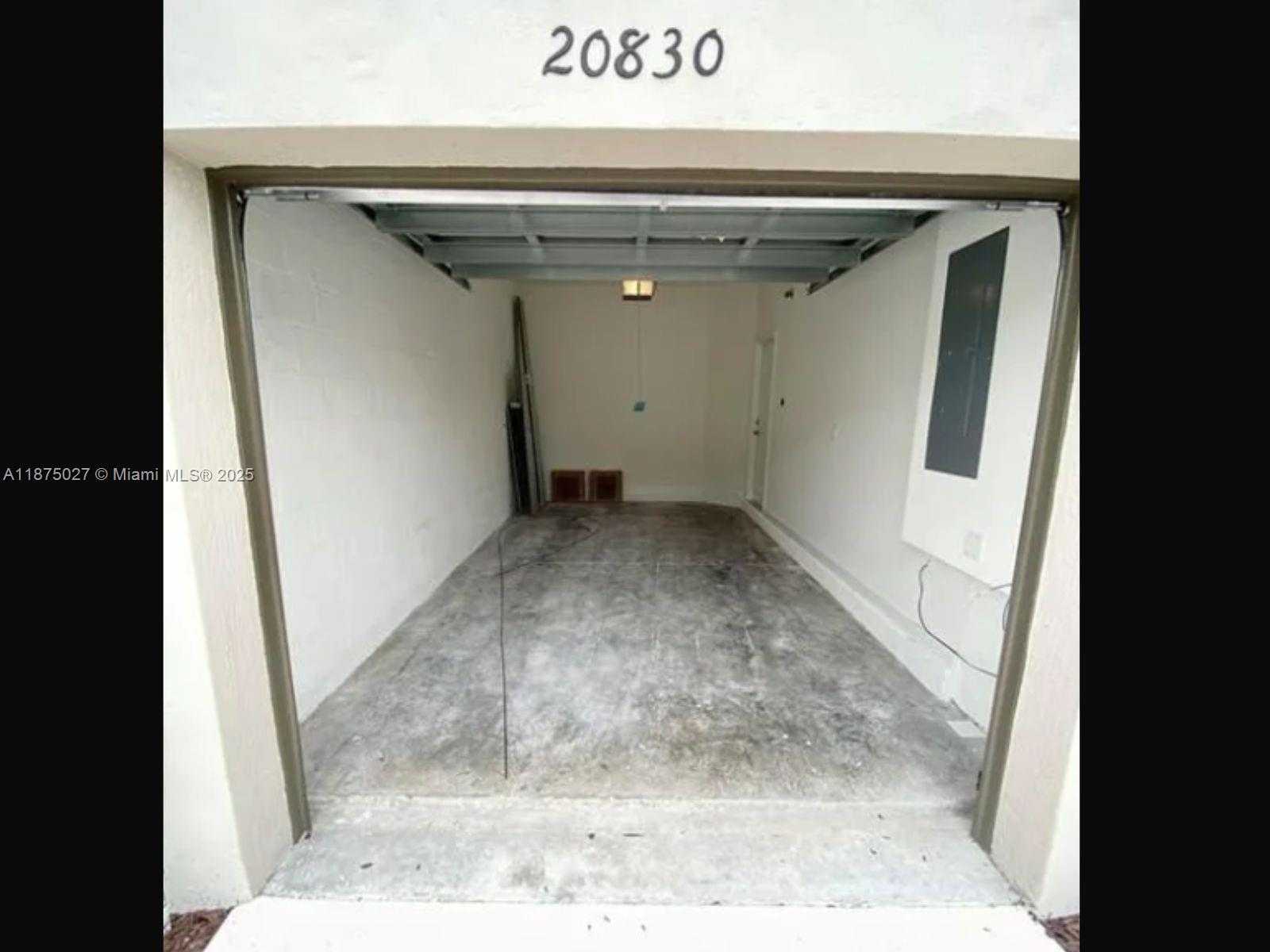 Small Image of 20830 NORTH WEST 14TH CT, Miami Gardens Number 2