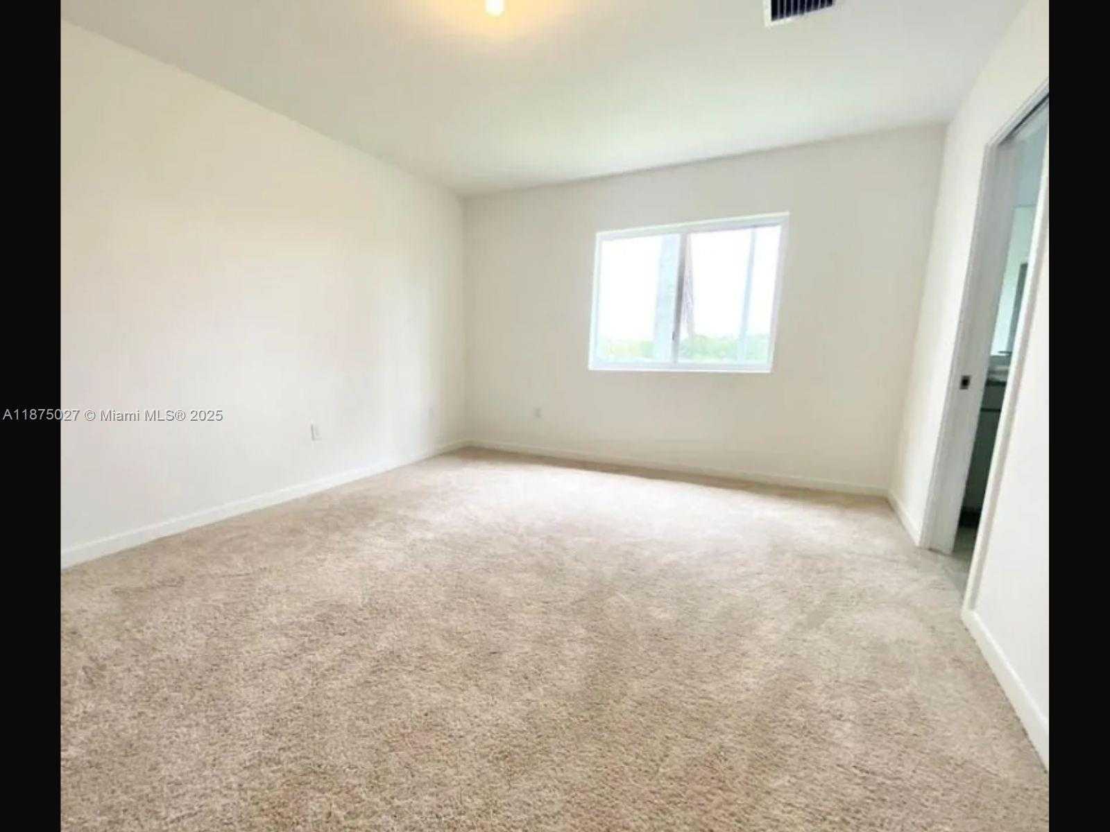 Small Image of 20830 NORTH WEST 14TH CT, Miami Gardens Number 4