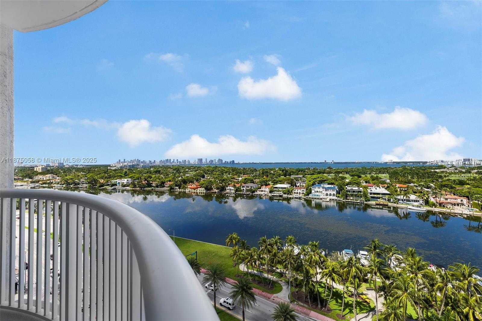 Small Image of 5401 COLLINS AVE #1231, Miami Beach Number 14