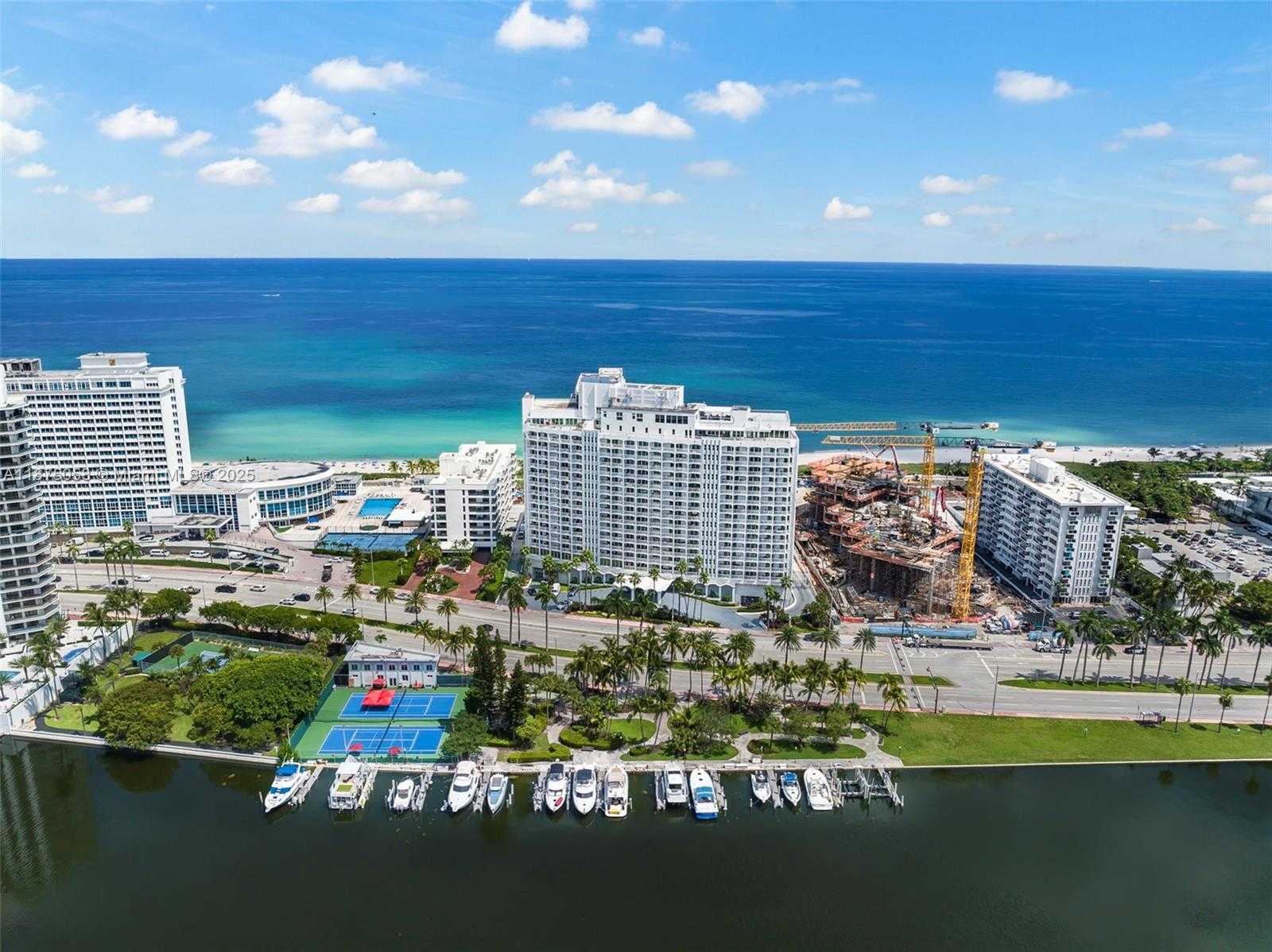 Small Image of 5401 COLLINS AVE #1231, Miami Beach Number 2
