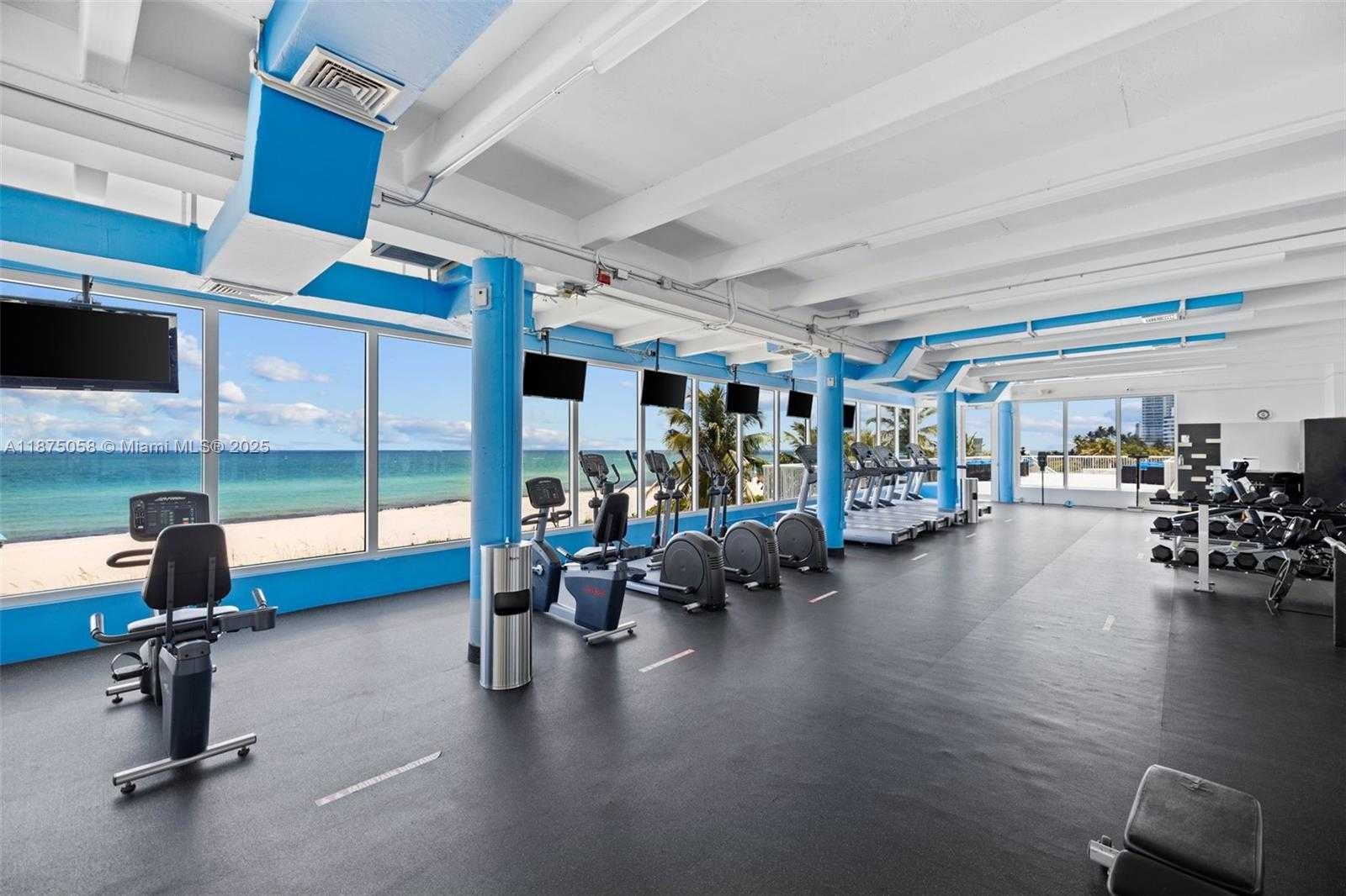 Small Image of 5401 COLLINS AVE #1231, Miami Beach Number 34
