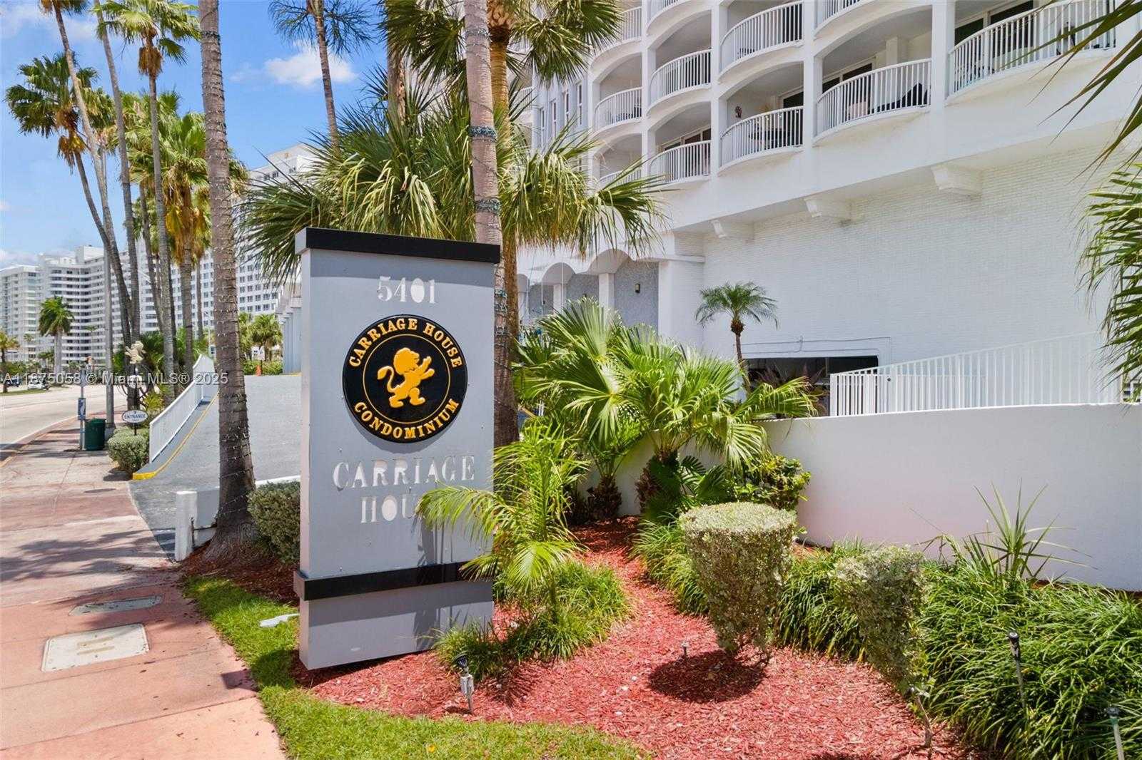 Small Image of 5401 COLLINS AVE #1231, Miami Beach Number 36