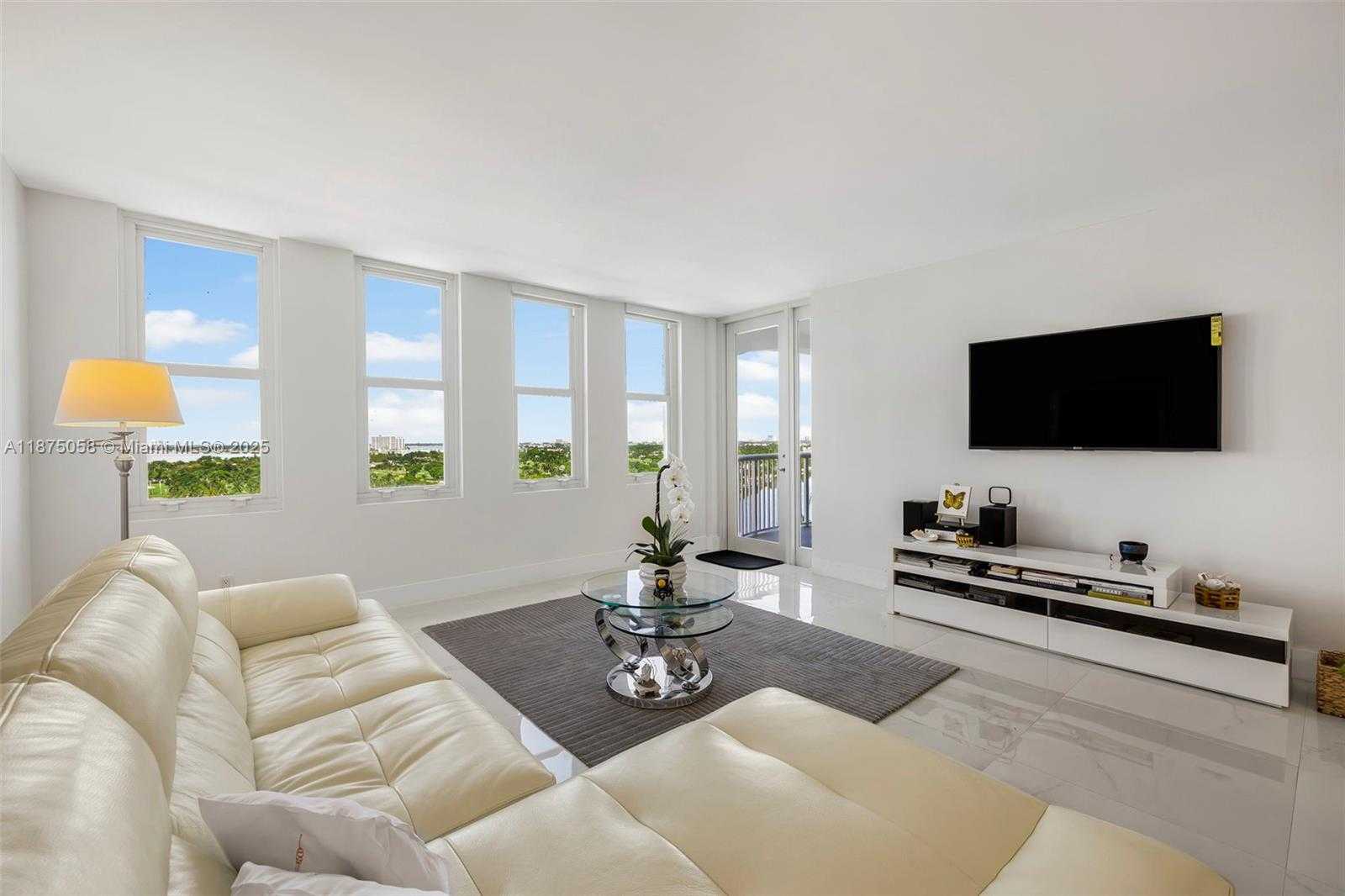 Small Image of 5401 COLLINS AVE #1231, Miami Beach Number 5