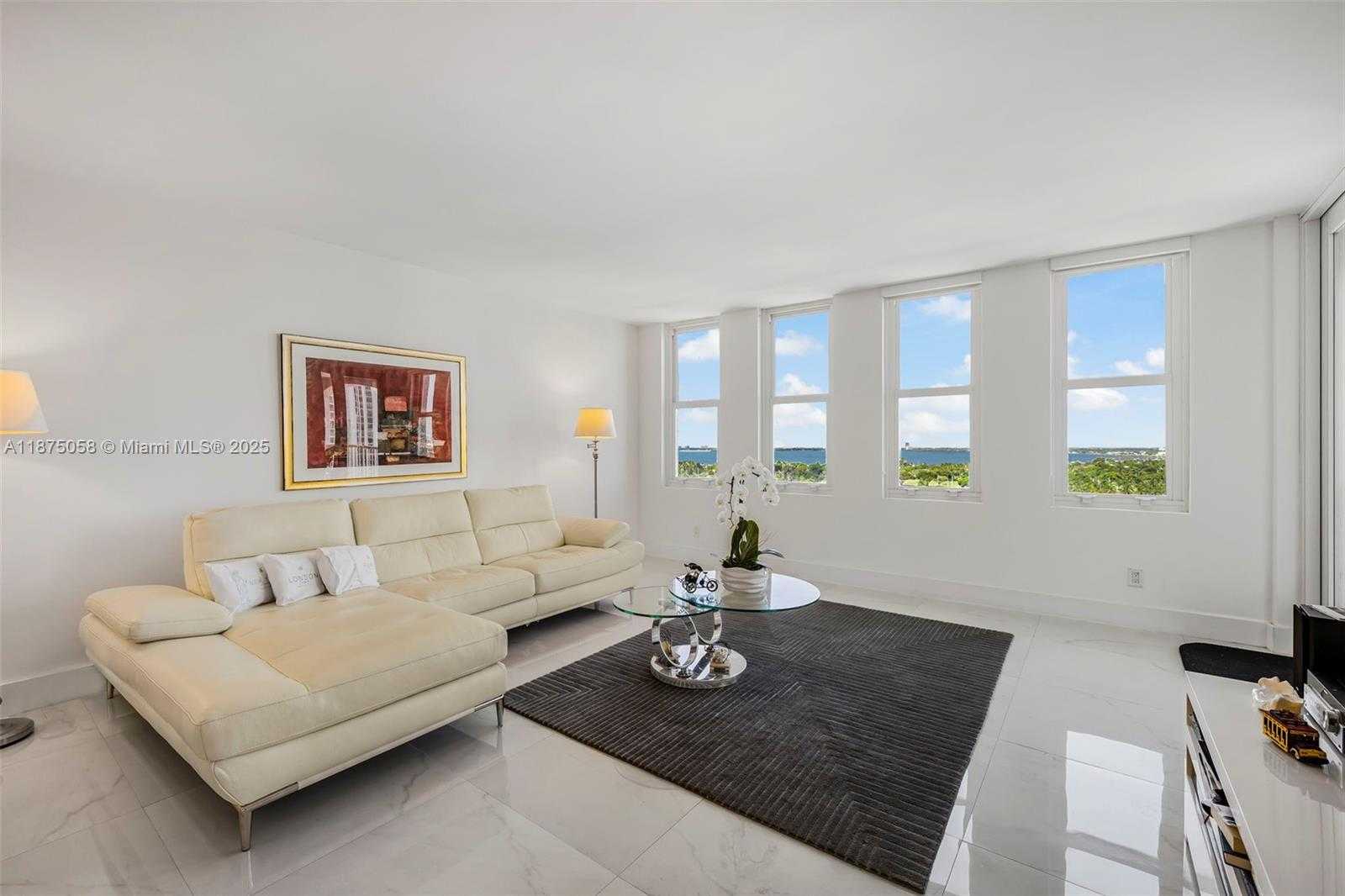 Small Image of 5401 COLLINS AVE #1231, Miami Beach Number 7
