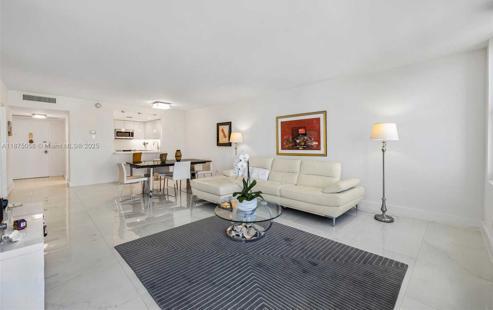 Small Image of 5401 COLLINS AVE #1231, Miami Beach Number 8