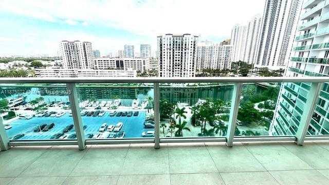 Small Image of 100 BAYVIEW DR #1230, Sunny Isles Beach Number 12