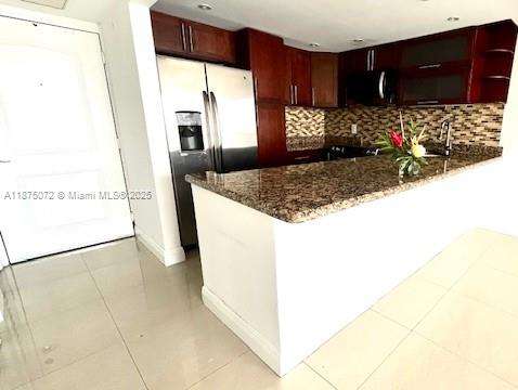 Small Image of 100 BAYVIEW DR #1230, Sunny Isles Beach Number 2