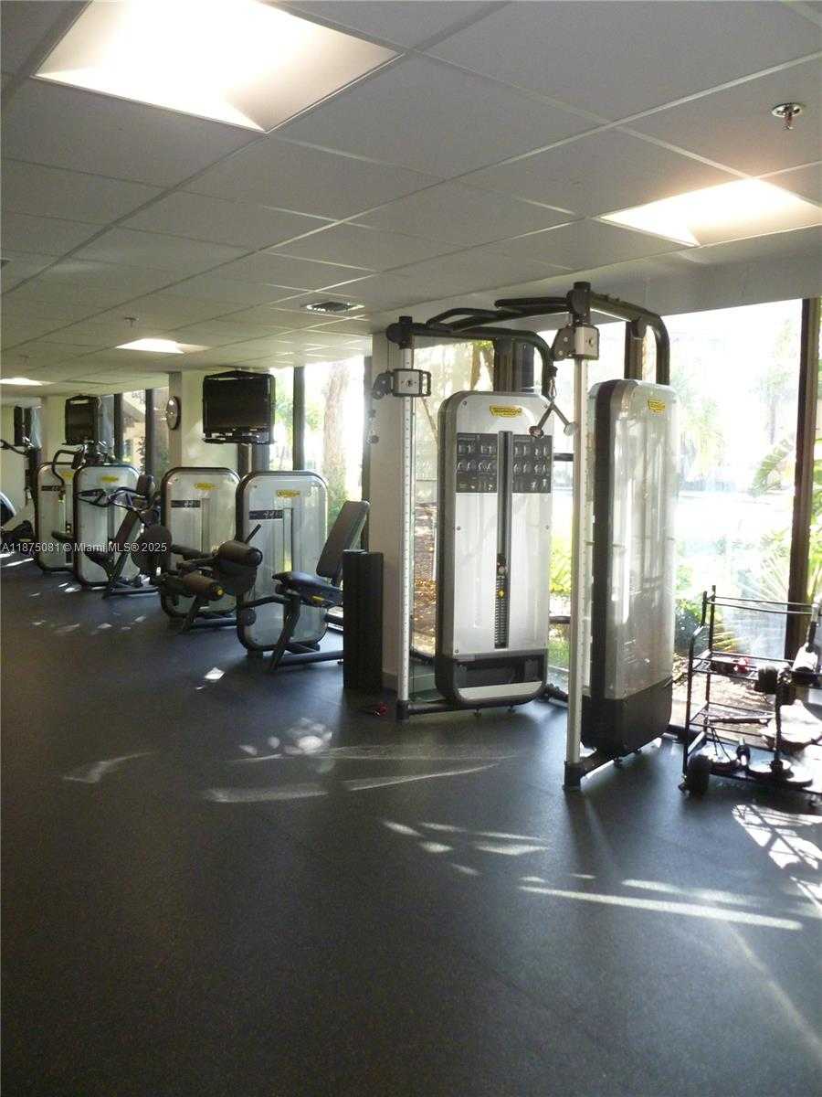 Small Image of 540 BRICKELL KEY DR #1719, Miami Number 25