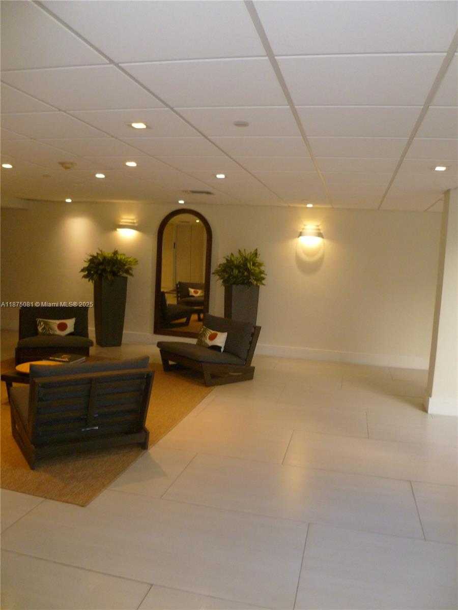 Small Image of 540 BRICKELL KEY DR #1719, Miami Number 30