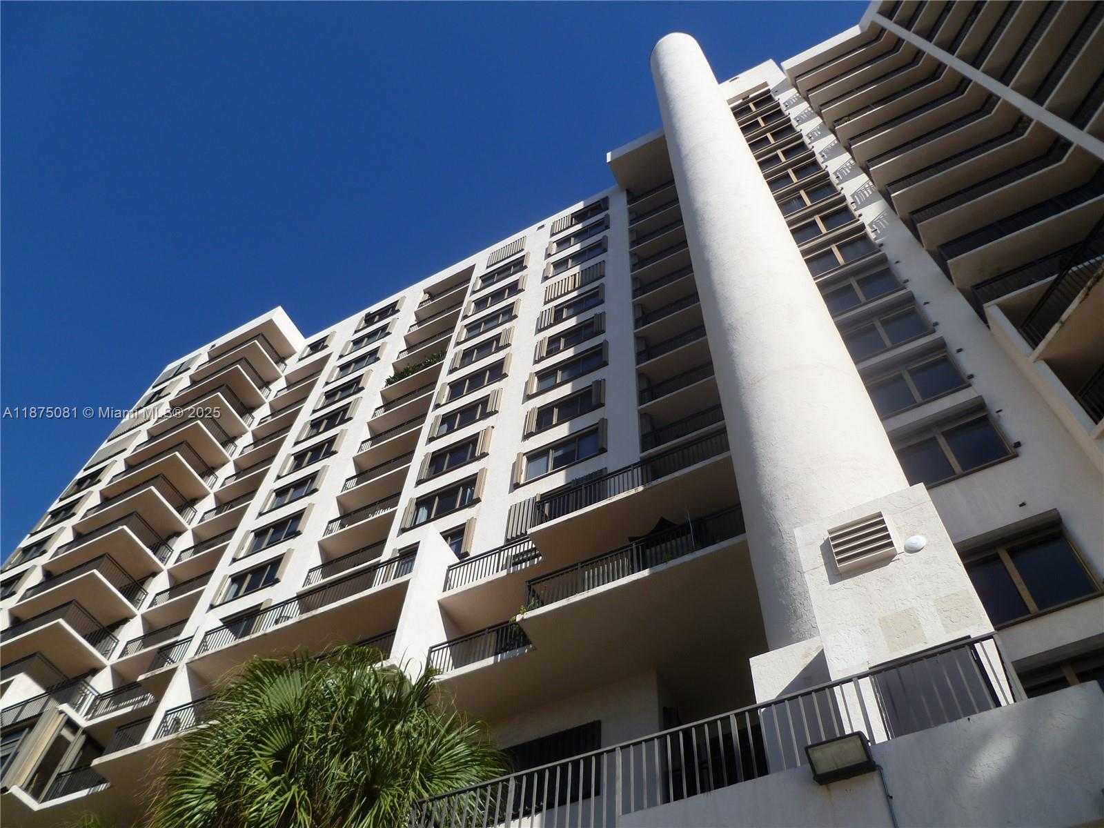 Small Image of 540 BRICKELL KEY DR #1719, Miami Number 33