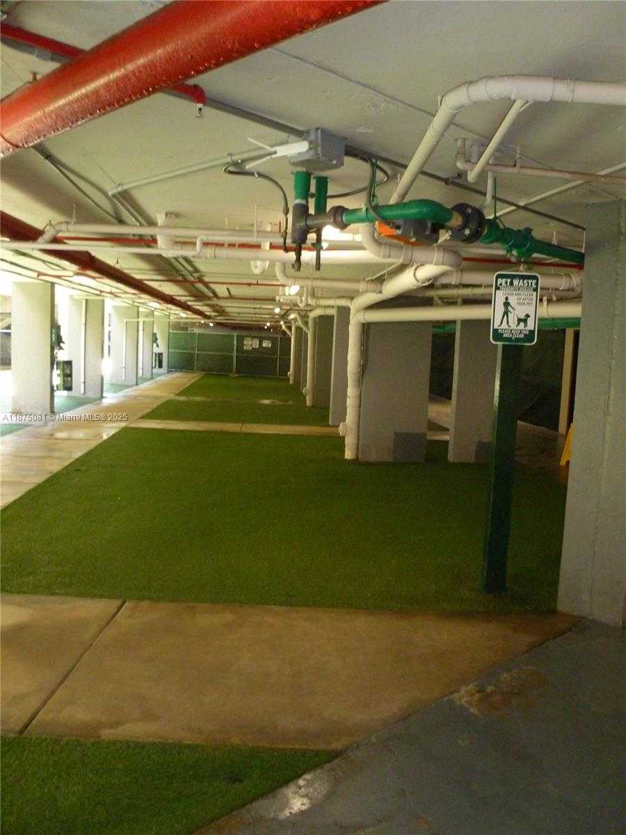 Small Image of 540 BRICKELL KEY DR #1719, Miami Number 35