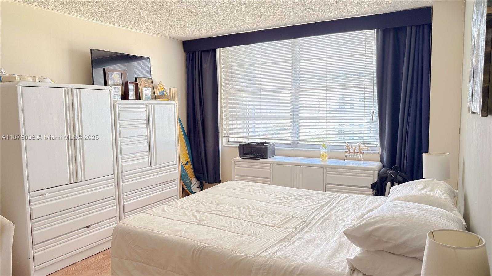 Small Image of 2851 NORTH EAST 183RD ST #1110E, Aventura Number 15