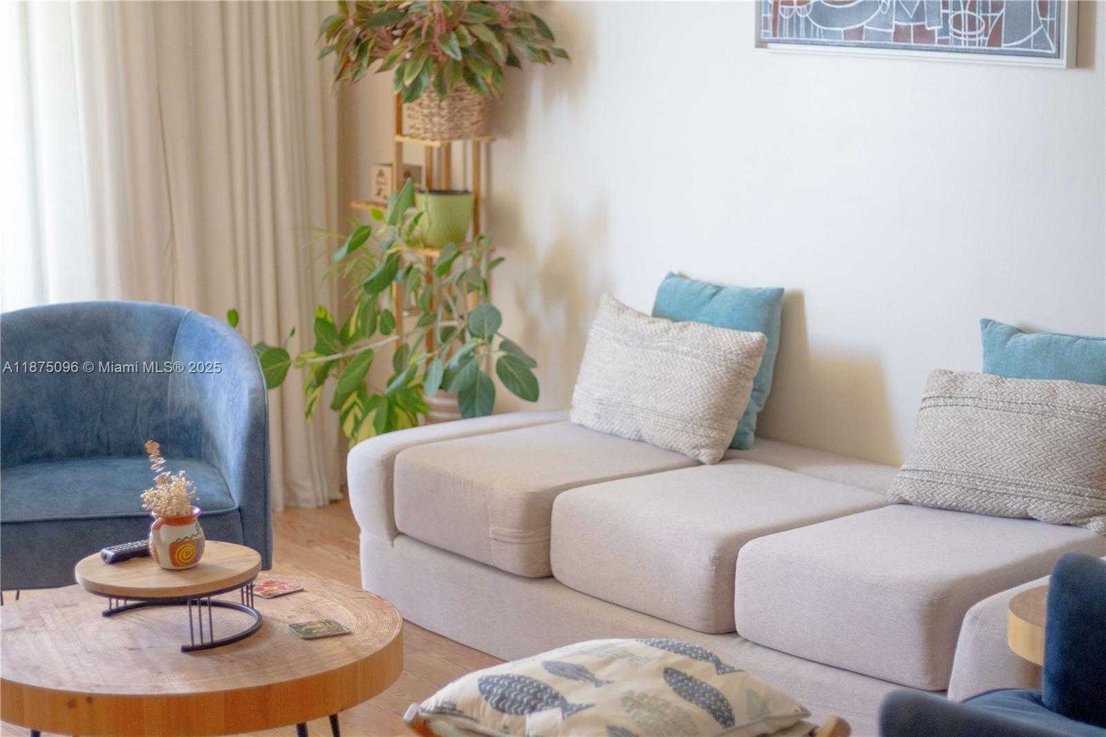 Small Image of 2851 NORTH EAST 183RD ST #1110E, Aventura Number 5