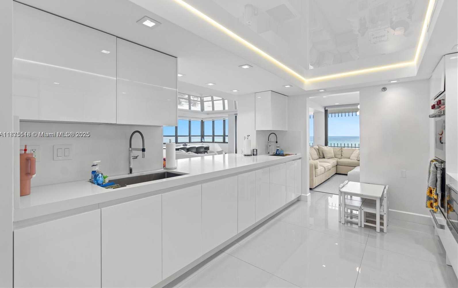Small Image of 10205 COLLINS AVE #608, Bal Harbour Number 15