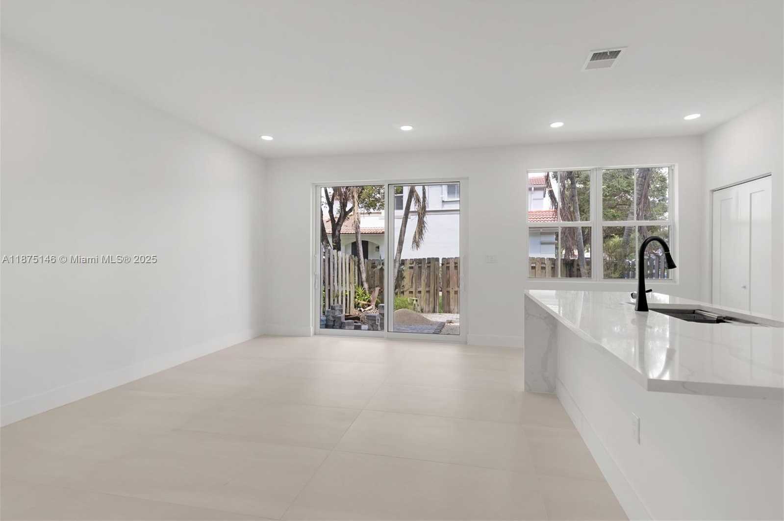 Small Image of 10829 NORTH WEST 79TH ST, Doral Number 10