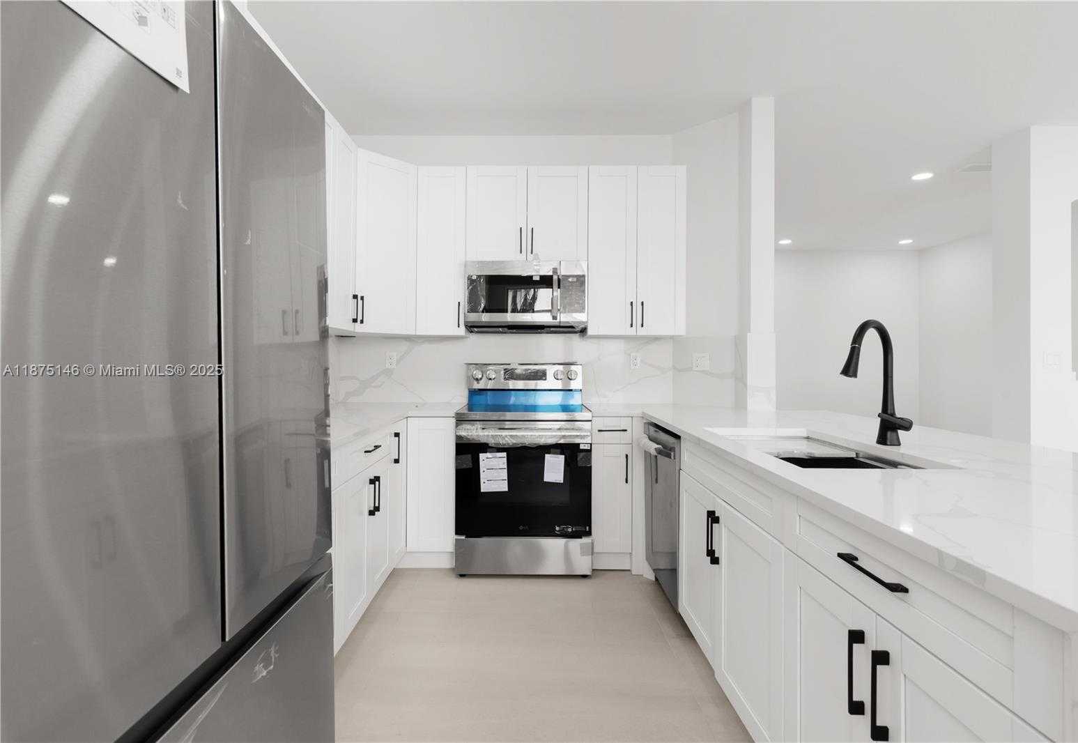 Small Image of 10829 NORTH WEST 79TH ST, Doral Number 18